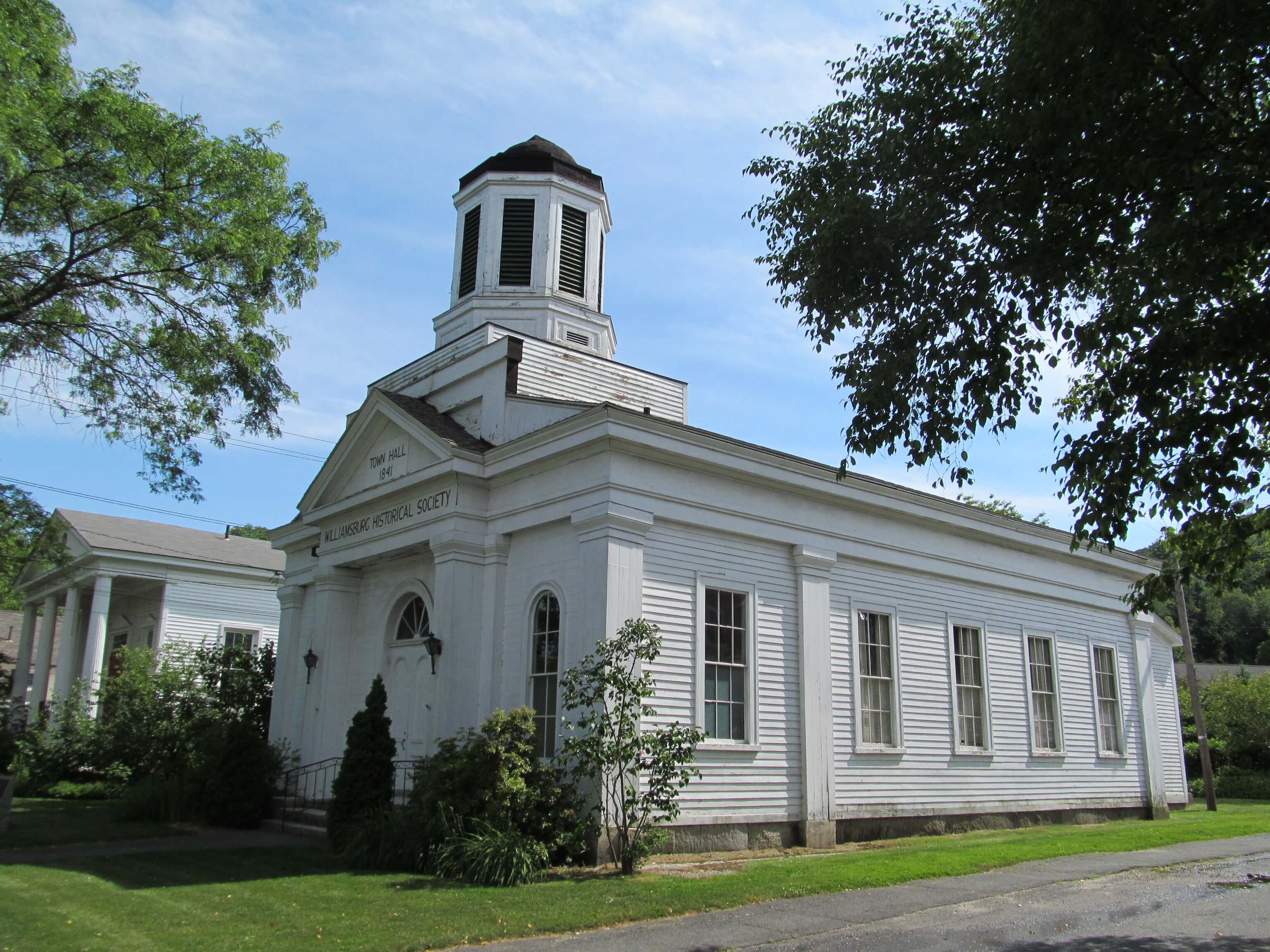 Old_Town_Hall,_Williamsburg_MA Old Town Hall in Williamsburg, Massachusetts